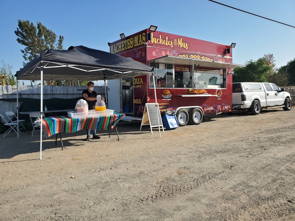 Machetes Flor de Maria | restaurant | 5231 Steve St, Jurupa Valley, CA 92509, USA | 9515026363 OR +1 951-502-6363