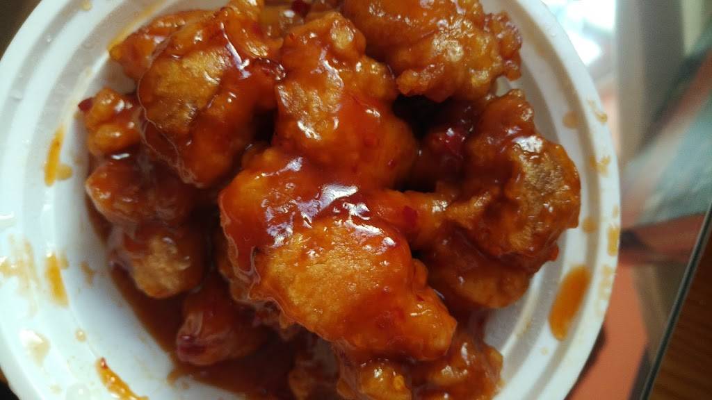 Jade Palace | restaurant | 1714 S 5th St, Philadelphia, PA 19148, USA | 2152718990 OR +1 215-271-8990