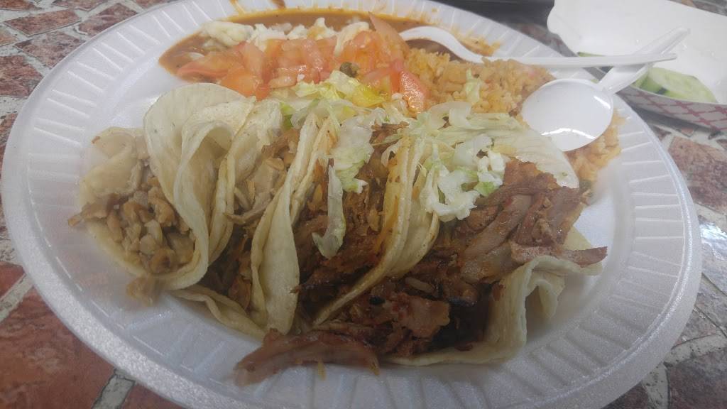 Tacos Y Mariscos El Tio | restaurant | 10250 Rosecrans Ave, Bellflower, CA 90706, USA | 5629258381 OR +1 562-925-8381
