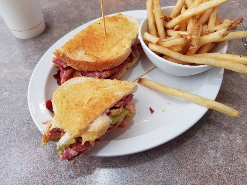 Bravos California Fresh | restaurant | 21635 Eucalyptus Ave, Moreno Valley, CA 92553, USA | 9516563636 OR +1 951-656-3636