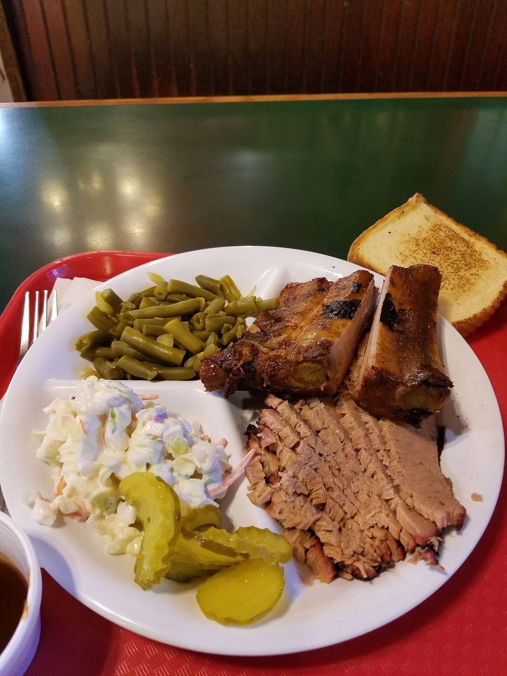 Soulmans Bar-B-Que | restaurant | 818 Interstate Hwy 30, Royse City, TX 75189, USA | 9726360000 OR +1 972-636-0000