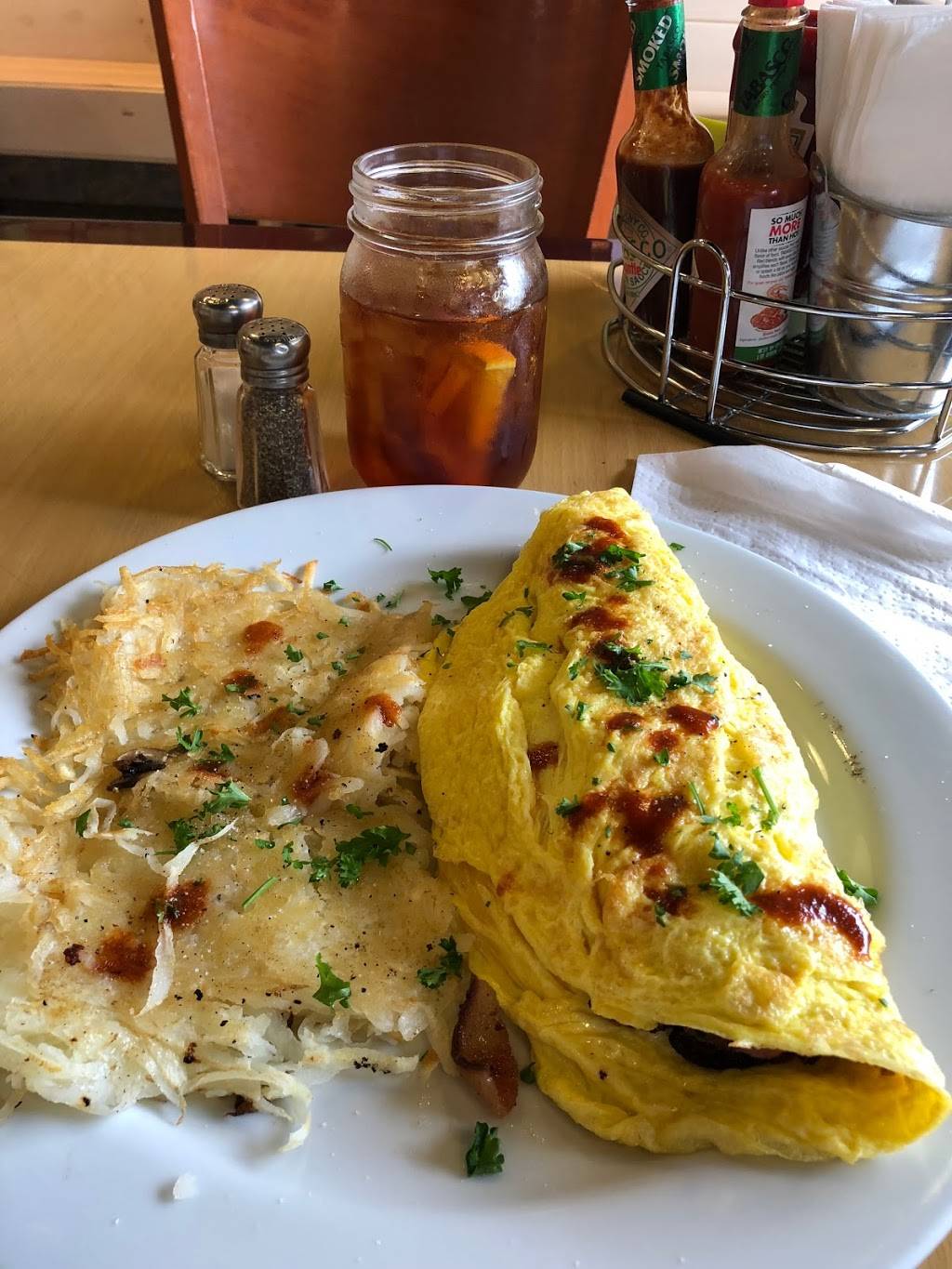 Kikis Kitchen | restaurant | 1751 Lombard St B, Oxnard, CA 93030, USA | 8056041673 OR +1 805-604-1673