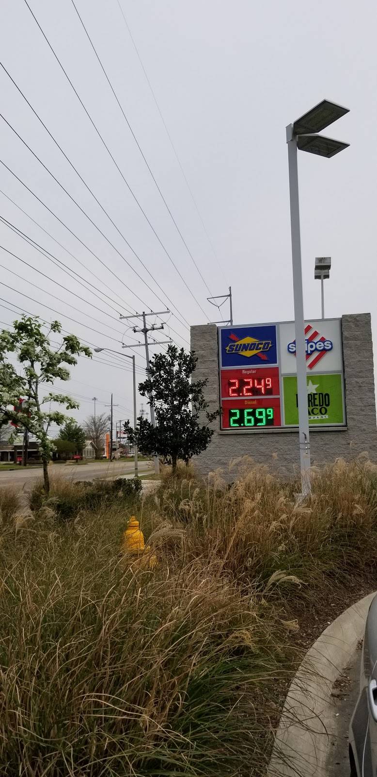 Stripes | restaurant | 3300 Ambassador Caffery Pkwy, Lafayette, LA 70506, USA | 3379813081 OR +1 337-981-3081