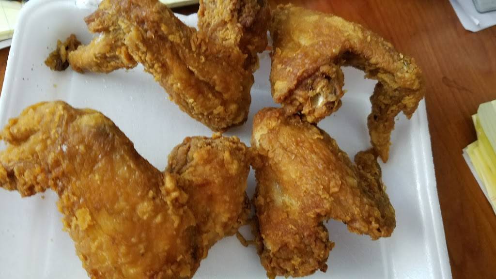 Lucky Garden | restaurant | 1403 E Fayette St, Baltimore, MD 21231, USA | 4103429888 OR +1 410-342-9888