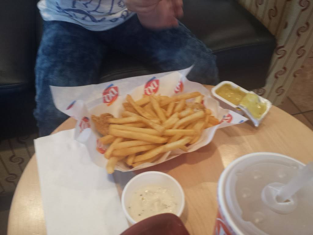 Dairy Queen Grill & Chill | restaurant | 2005 Forest Ave, Staten Island, NY 10303, USA | 7187200777 OR +1 718-720-0777