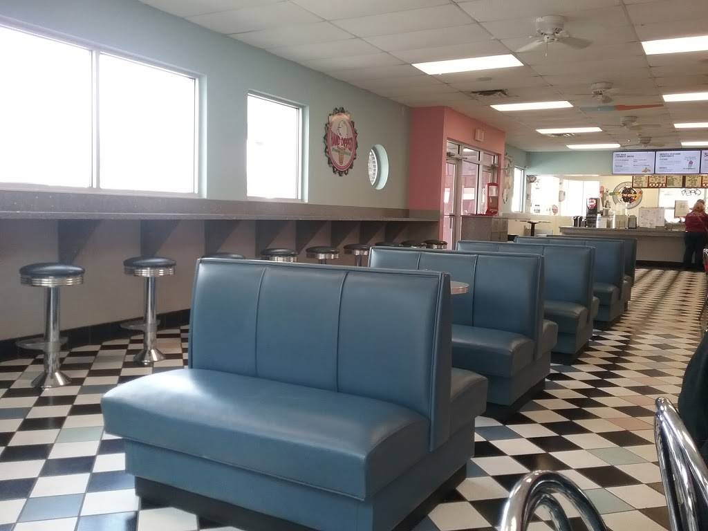 Igloo Frozen Custard | restaurant | 4909 Tazer Dr, Lafayette, IN 47905, USA | 7654490100 OR +1 765-449-0100