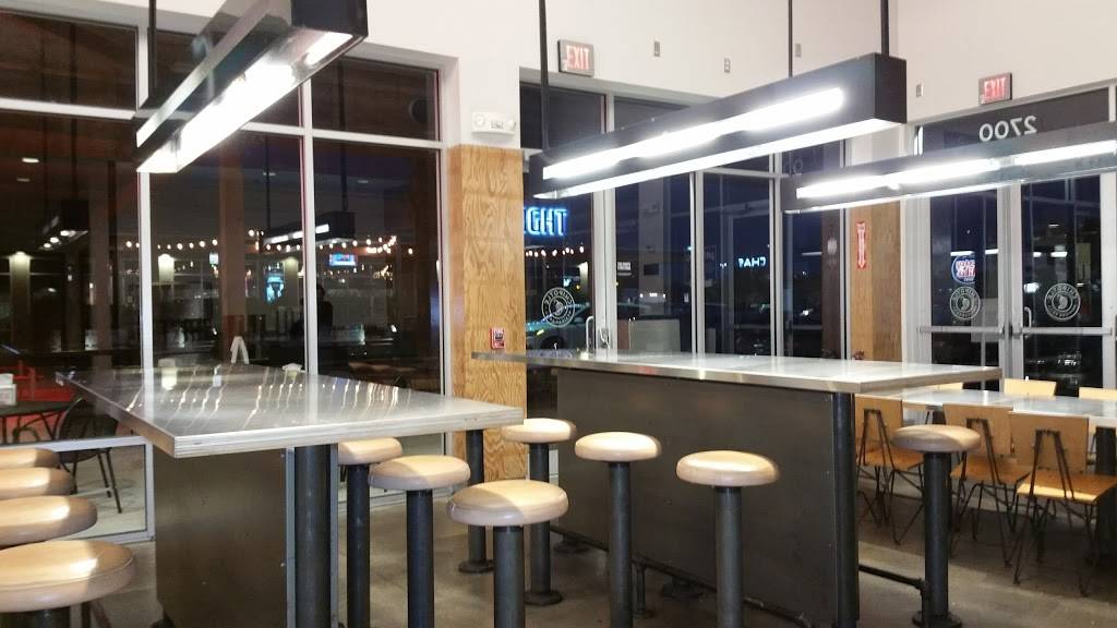 Chipotle Mexican Grill | restaurant | 2700 W Anderson Ln Ste 204, Austin, TX 78757, USA | 5126870014 OR +1 512-687-0014
