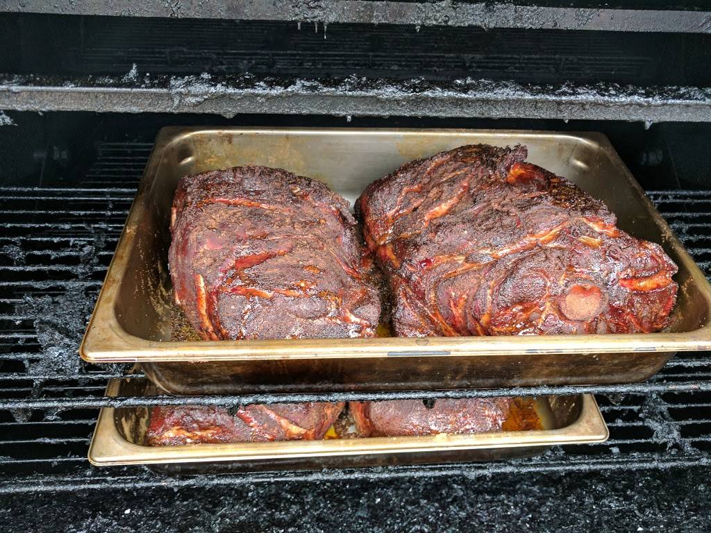 Red Door BBQ | restaurant | 177 S Cypress Ave, Columbus, OH 43223, USA | 6145577469 OR +1 614-557-7469