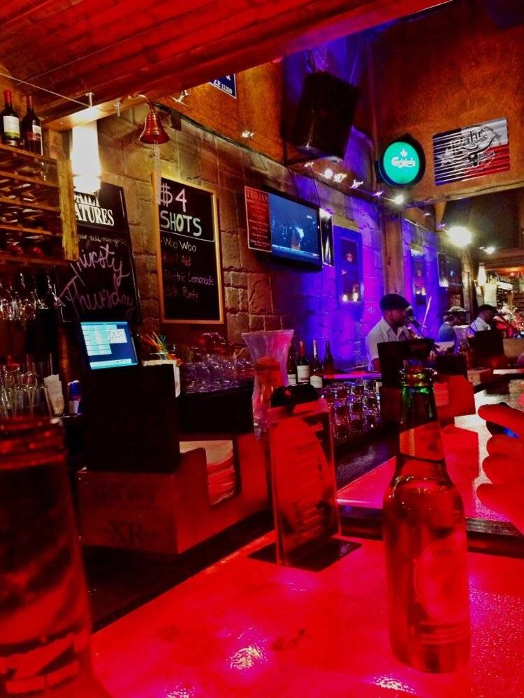 Trojan Cork & Keg | restaurant | 215 Mary Ave, Waco, TX 76701, USA | 2547234877 OR +1 254-723-4877