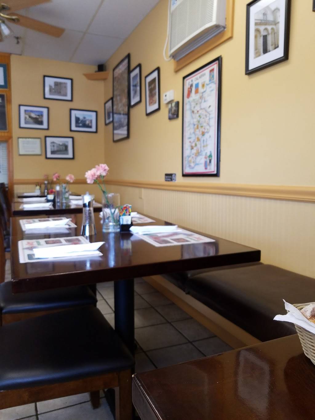 Caffe Paolina | restaurant | 646 Humphrey St, Swampscott, MA 01907, USA | 7815936455 OR +1 781-593-6455