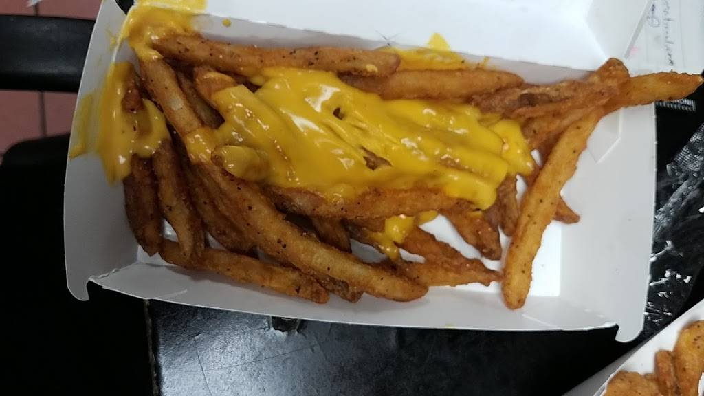 Checkers | restaurant | 1001 8th Ave W, Palmetto, FL 34221, USA | 9417239231 OR +1 941-723-9231