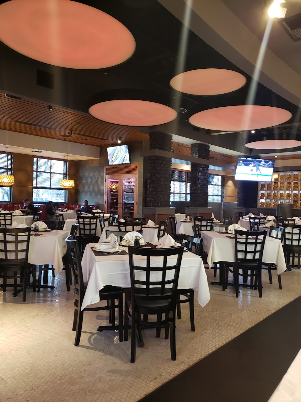 Red 8 Kitchen | restaurant | 910 Highland Colony Pkwy, Ridgeland, MS 39157, USA | 7693338618 OR +1 769-333-8618