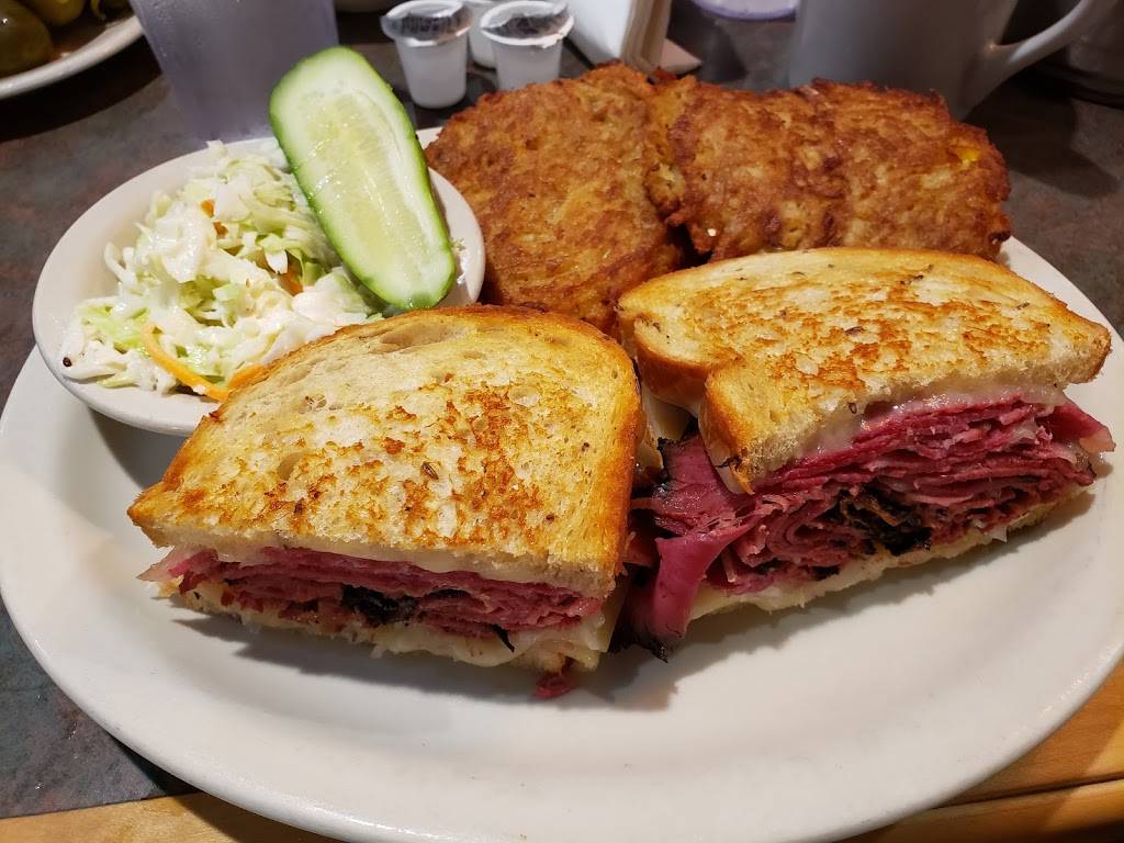 Poppies | restaurant | 4900 Linton Blvd, Delray Beach, FL 33445, USA | 5614984900 OR +1 561-498-4900