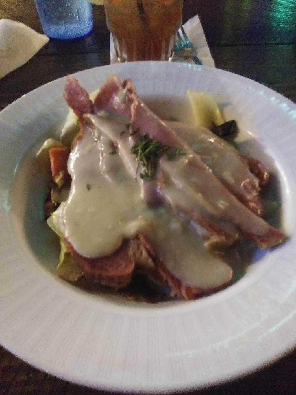 The 606 featuring Walkabout Creek and The Quays | restaurant | 606 Chesapeake Dr, White Stone, VA 22578, USA | 8044361327 OR +1 804-436-1327