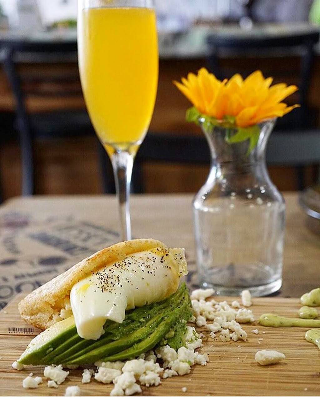 Michis | restaurant | 10437 NW 41st St, Doral, FL 33178, USA | 3056299292 OR +1 305-629-9292