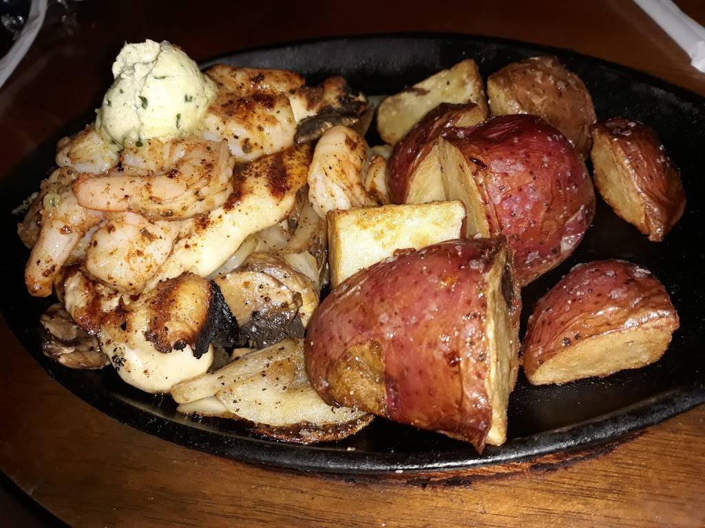 Applebees Grill + Bar | restaurant | 15090 N Dale Mabry Hwy, Carrollwood, FL 33618, USA | 8132697887 OR +1 813-269-7887