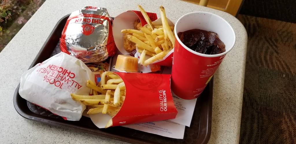 Wendys | restaurant | 2955 N Main St, Walnut Creek, CA 94597, USA | 9259377269 OR +1 925-937-7269