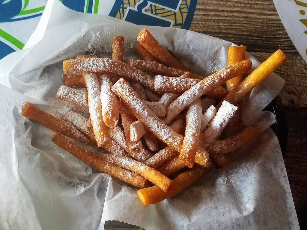 Luckys Burger Shack | restaurant | 7811 Broad River Rd, Irmo, SC 29063, USA | 8037490048 OR +1 803-749-0048