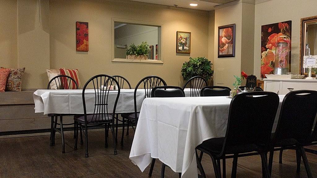 Poppy & Co | restaurant | 124 N 2nd St, Philipsburg, PA 16866, USA | 8143422000 OR +1 814-342-2000