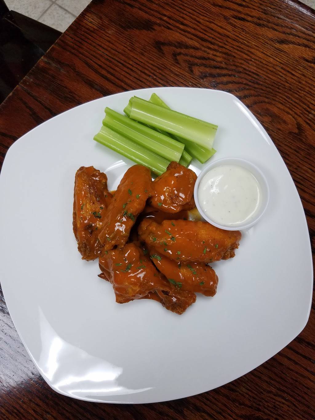 Village Pizza | restaurant | 616 University Ave, Madison, WI 53715, USA | 6082855956 OR +1 608-285-5956