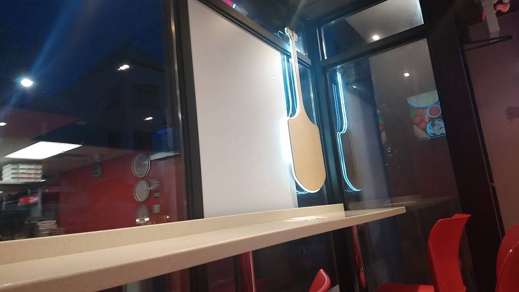 Dominos Pizza | meal delivery | 1272 Yonge St, Toronto, ON M4T 1W5, Canada | 4166402003 OR +1 416-640-2003