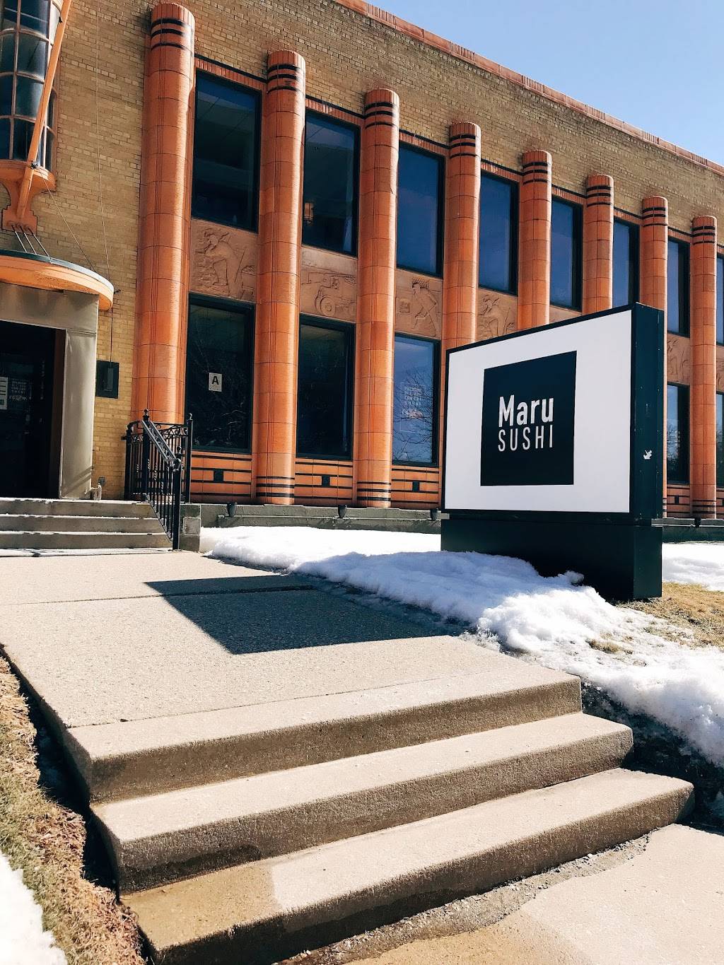 Maru Sushi | restaurant | 2150 N Prospect Ave, Milwaukee, WI 53202, USA | 4148852524 OR +1 414-885-2524
