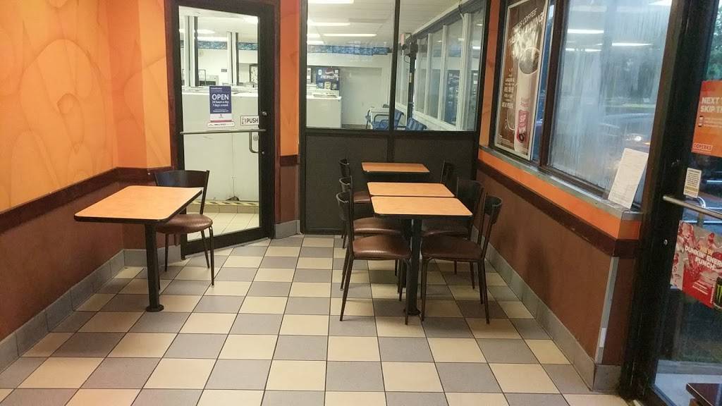 Dunkin Donuts | cafe | 5985 13th St, Fort Belvoir, VA 22060, USA | 7037813000 OR +1 703-781-3000