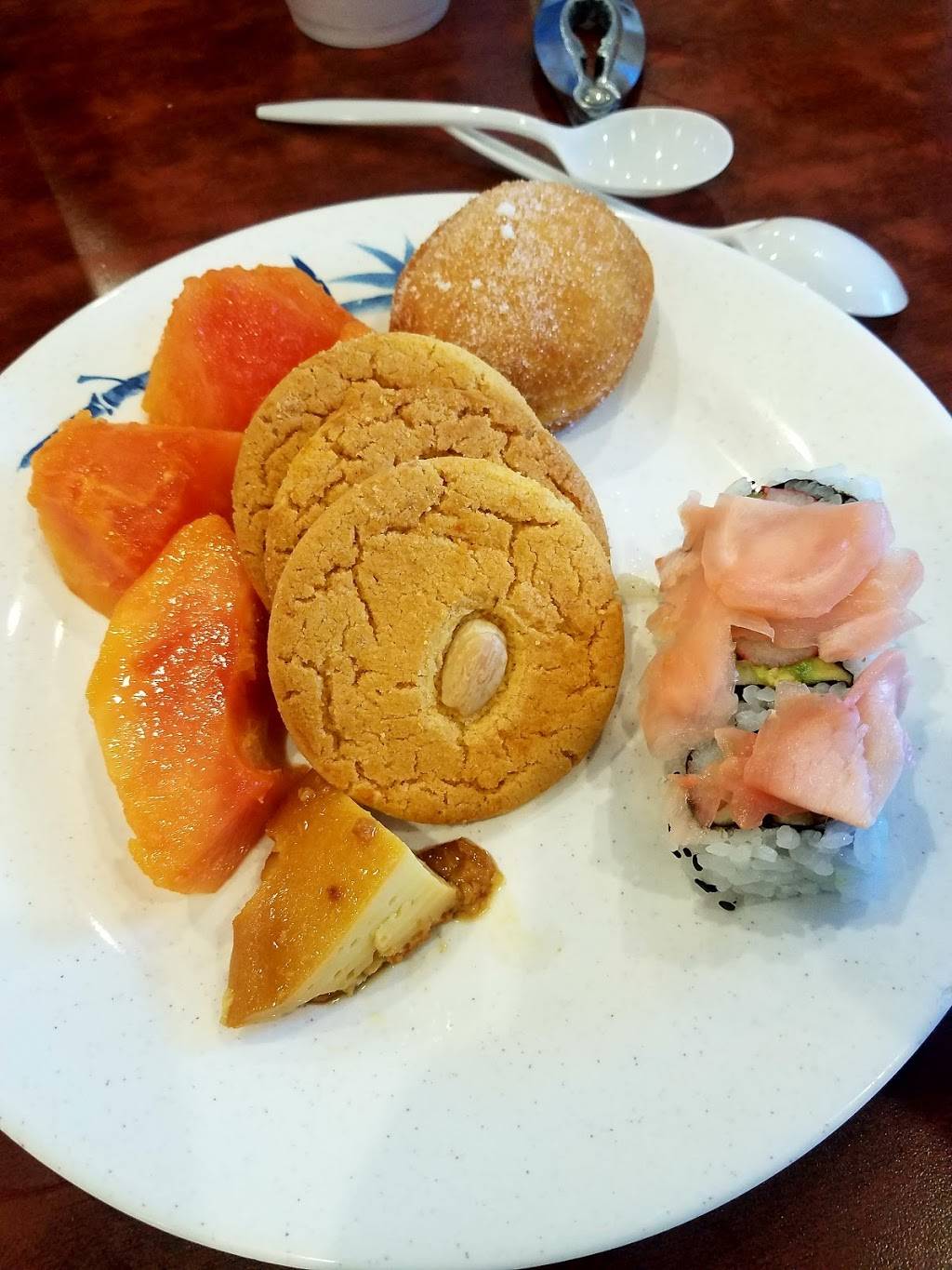 Carson Buffet | restaurant | 880 E Dominguez St, Carson, CA 90746, USA | 3103243688 OR +1 310-324-3688