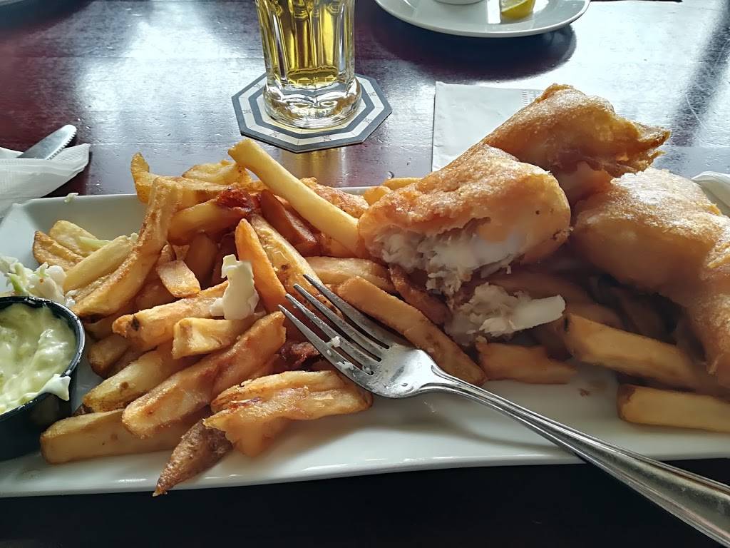 Whale & Ale British Pub | restaurant | 1120 Victoria St N, Kitchener, ON N2B 3T2, Canada | 5195703033 OR +1 519-570-3033