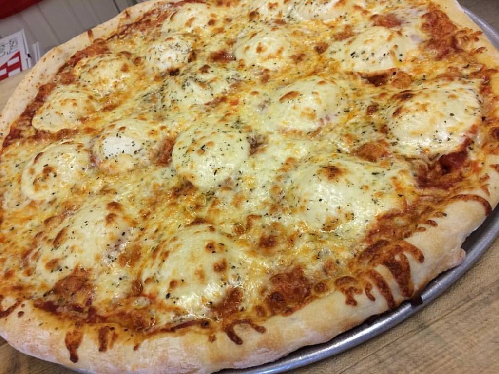 Pizza Ds Mendon | meal takeaway | 1350 Pittsford Mendon Rd, Mendon, NY 14506, USA | 5855826087 OR +1 585-582-6087