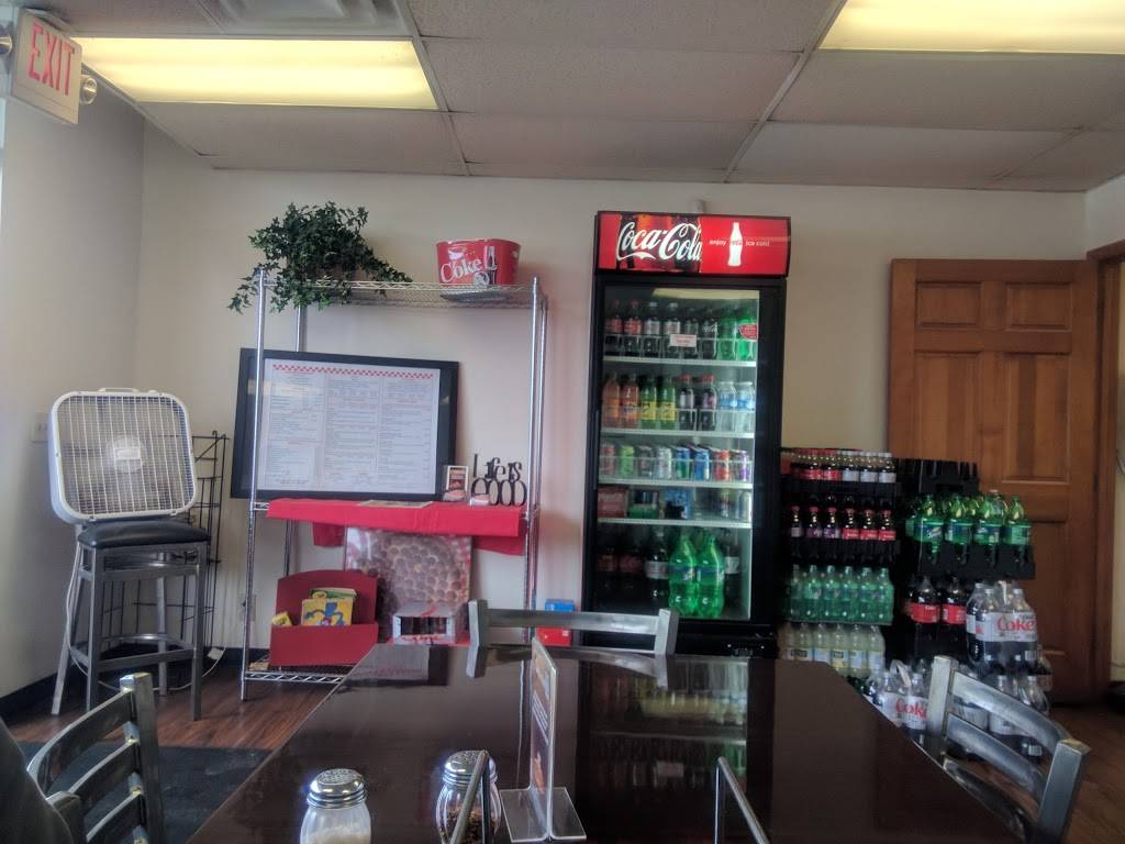 Carluccis Pizzeria | restaurant | 8757 Smoky Row Rd, Powell, OH 43065, USA | 6147641611 OR +1 614-764-1611