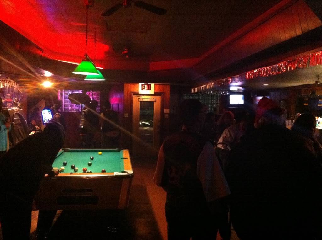 PPH Lounge | restaurant | 11526 Portlance Ave, Detroit, MI 48205, USA | 3133719821 OR +1 313-371-9821