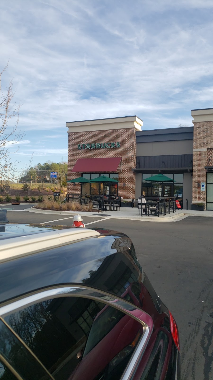 Starbucks | cafe | 100 Village Center Dr #1001, Chapel Hill, NC 27516, USA | 3365341524 OR +1 336-534-1524