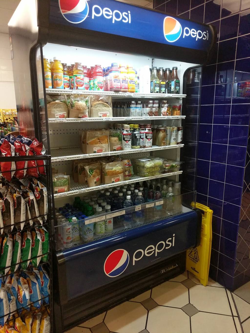 World Wide Market | meal takeaway | Miami, FL 33126, USA | 3058710559 OR +1 305-871-0559