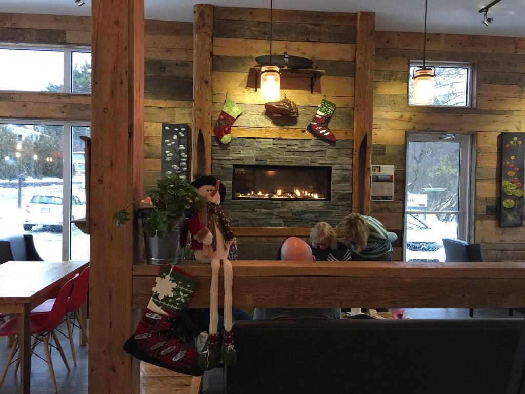 Mickeys Café | cafe | 832 Chemin du Village, Morin-Heights, QC J0R 1H0, Canada | 4506440060 OR +1 450-644-0060