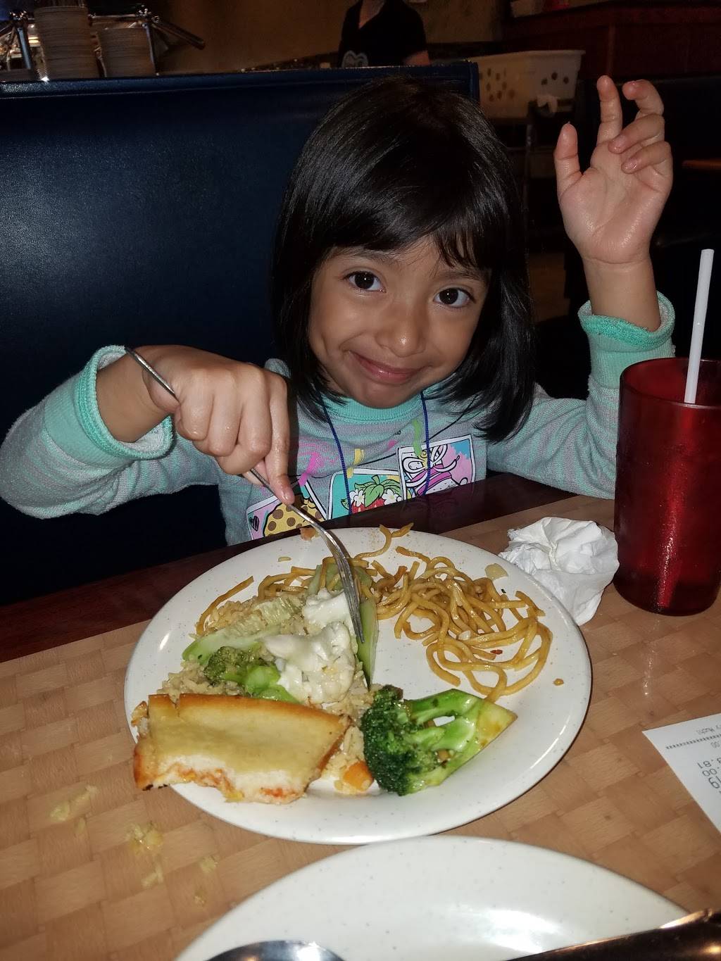 New China Buffet | restaurant | 1230 S Gilbert Rd G6, Mesa, AZ 85204, USA | 4805391119 OR +1 480-539-1119