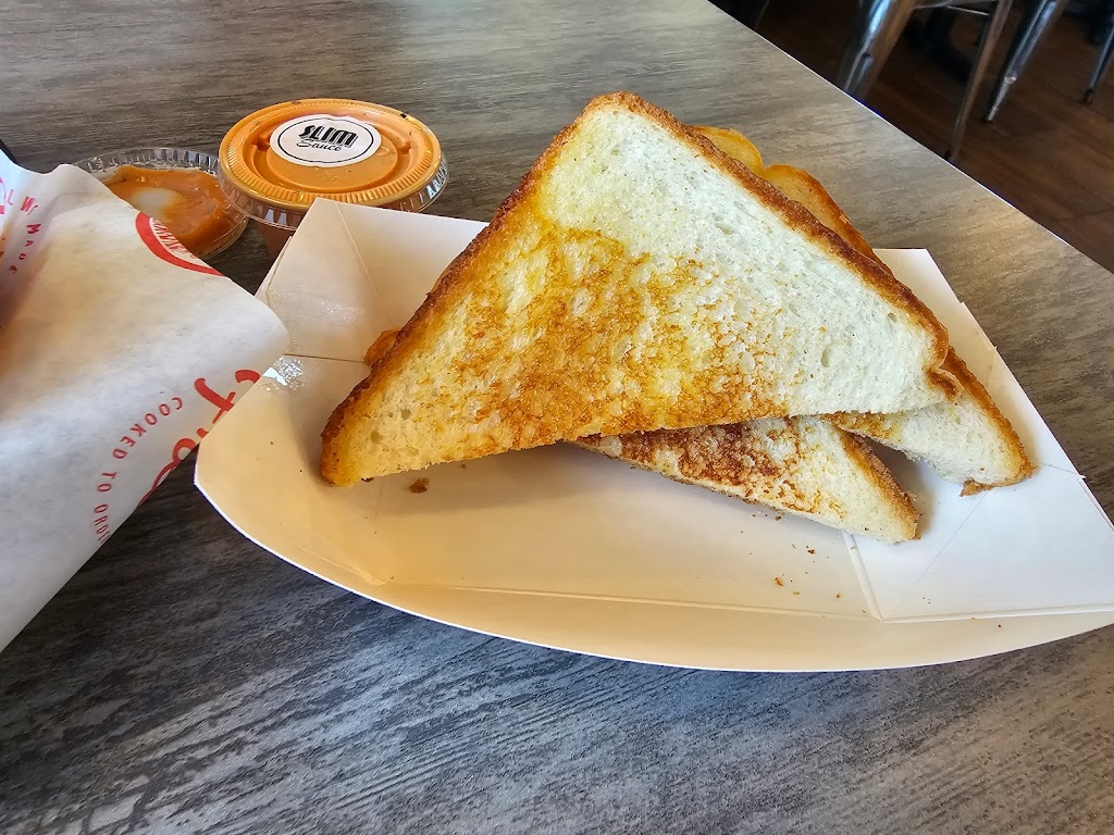 Slim Chickens | restaurant | 2441 N Monroe St, Tallahassee, FL 32303, USA | 8508009899 OR +1 850-800-9899