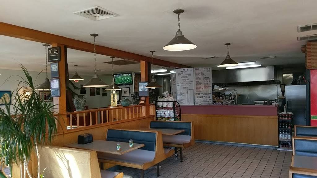 Steves Pizzeria & More | meal takeaway | 374 Main St, Falmouth, MA 02540, USA | 5084579636 OR +1 508-457-9636