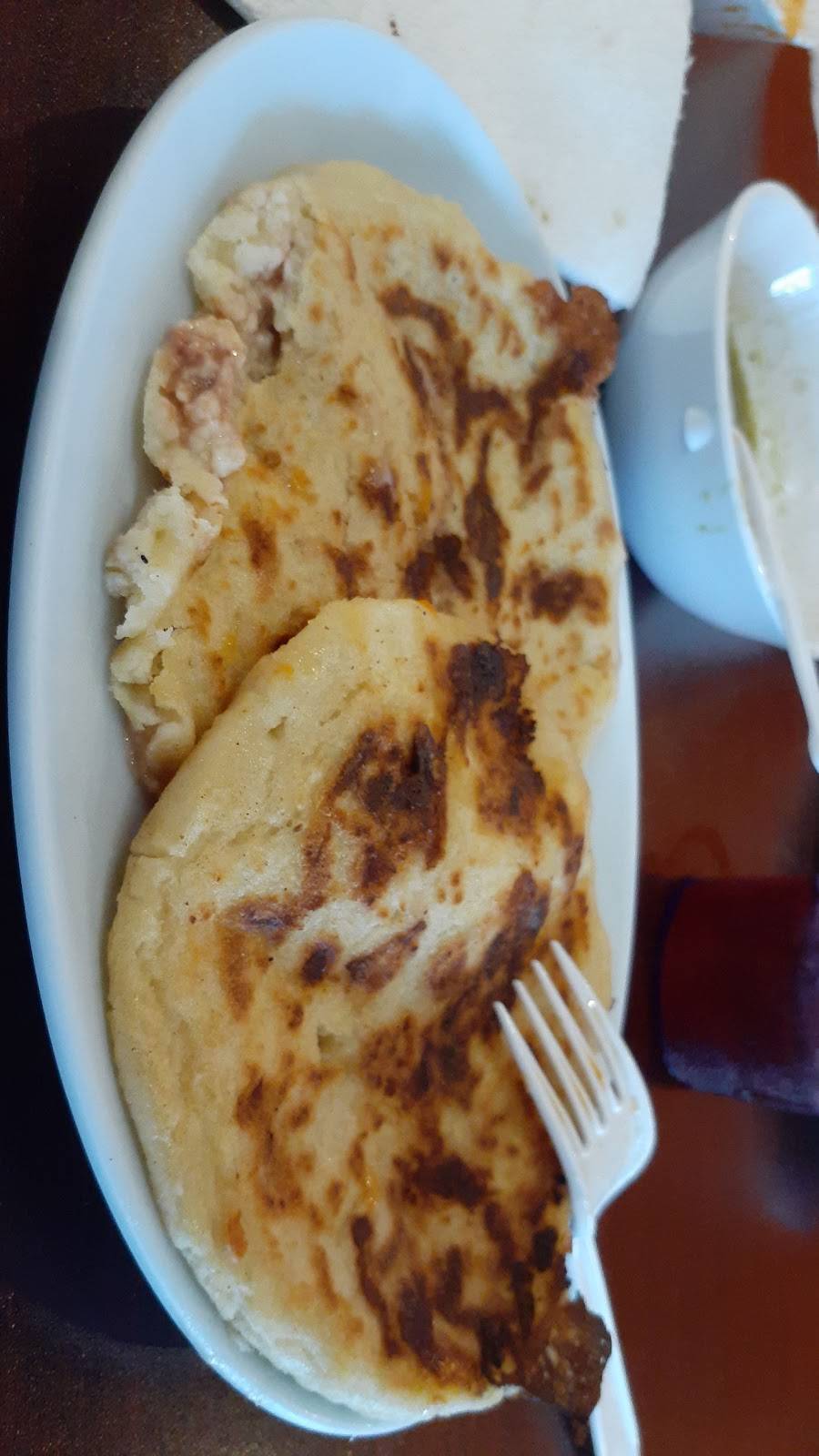 Cocina Latina Pupusa Buffet | restaurant | 10301 Club Creek Dr, Houston, TX 77036, USA | 7139817798 OR +1 713-981-7798