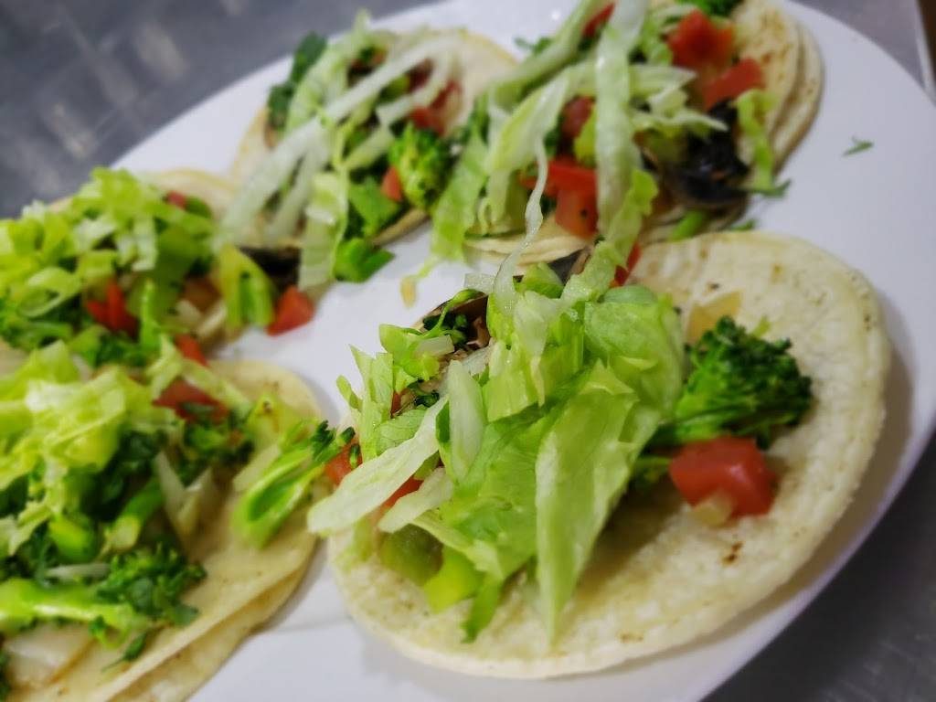 Candelarias Mexican Food & Breakfast | restaurant | 180 W Peckham Ln #1110, Reno, NV 89509, USA | 7755574859 OR +1 775-557-4859