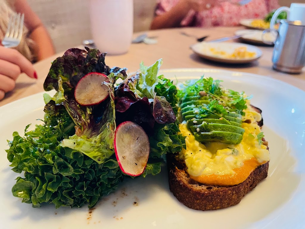 The Dutch | restaurant | 300 12th Ave S, Nashville, TN 37203, USA | 6153799000 OR +1 615-379-9000