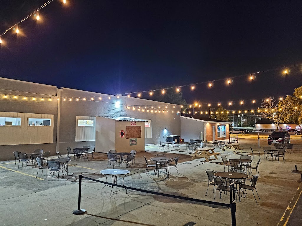 NorthPoint | restaurant | 621 Center Point Rd NE, Cedar Rapids, IA 52402, USA | 3192004180 OR +1 319-200-4180