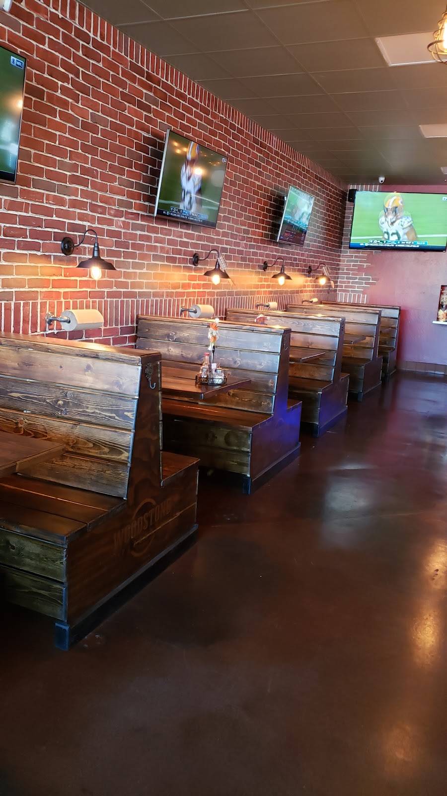 Woodstone Pizzeria | restaurant | 5440 California Ave, Bakersfield, CA 93309, USA | 6614388008 OR +1 661-438-8008