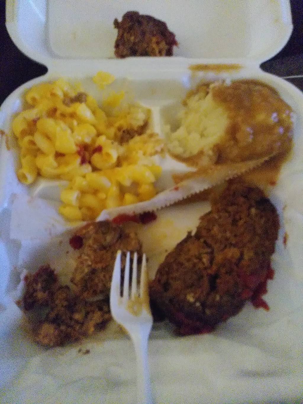 Stacey & Ricks Soulfood | restaurant | 3399 N Sherman Dr, Indianapolis, IN 46218, USA | 3175411929 OR +1 317-541-1929