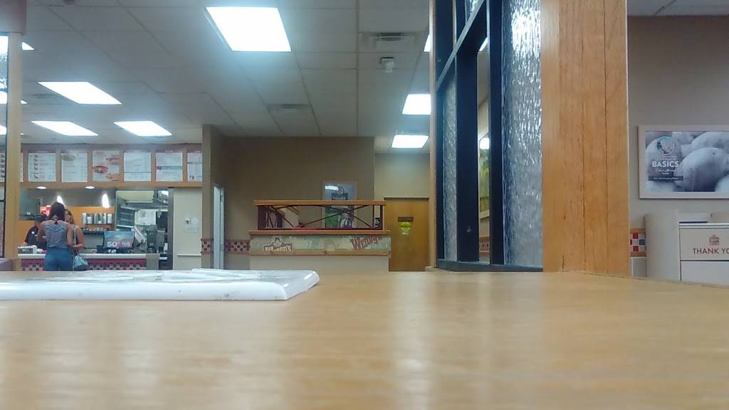 Wendys | restaurant | 726 S Federal Hwy, Stuart, FL 34994, USA | 7722830093 OR +1 772-283-0093