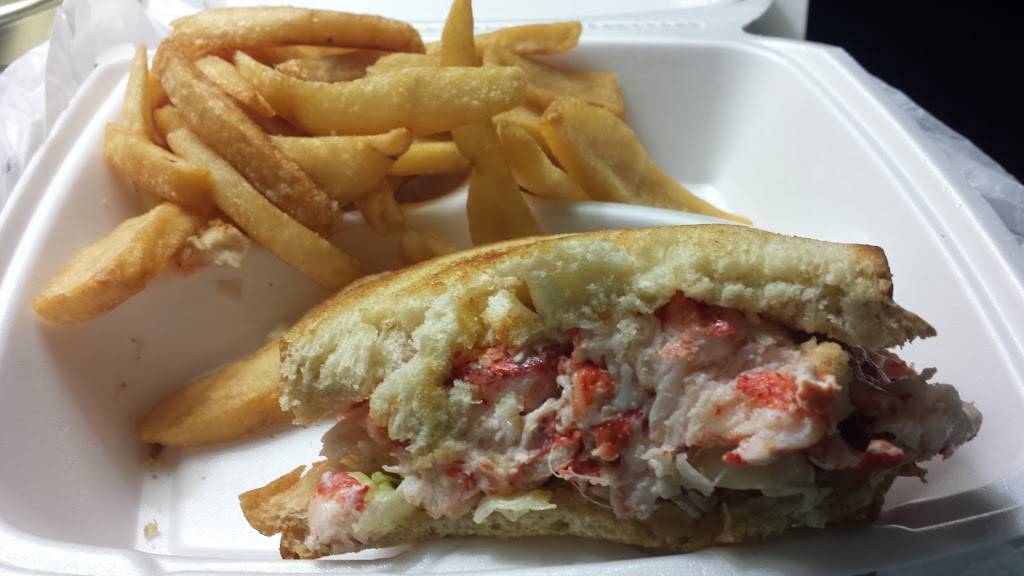 Doyles Cafe | restaurant | 3484 Washington St, Jamaica Plain, MA 02130, USA | 6175242345 OR +1 617-524-2345