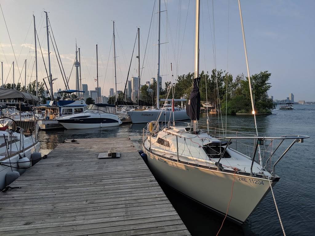 Toronto Island Marina | restaurant | 1 Avenue of the Island, Toronto, ON M5J 2W2, Canada | 4162031055 OR +1 416-203-1055