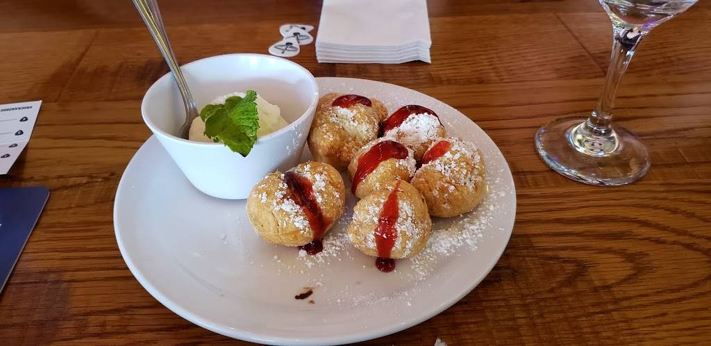 Rock & Brews | restaurant | 3284 Margaritaville Blvd, Kissimmee, FL 34747, USA | 4078900104 OR +1 407-890-0104