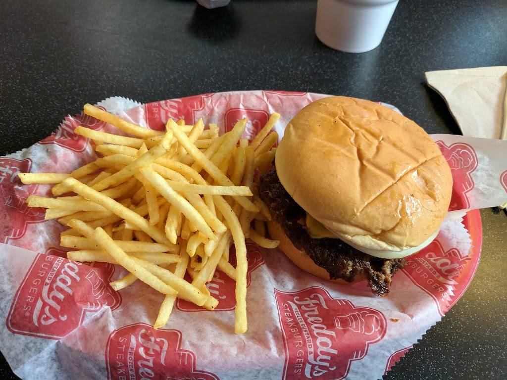 Freddys Frozen Custard & Steakburgers | restaurant | 310 N Interstate 35 Frontage Rd #101, San Marcos, TX 78666, USA | 5123926020 OR +1 512-392-6020