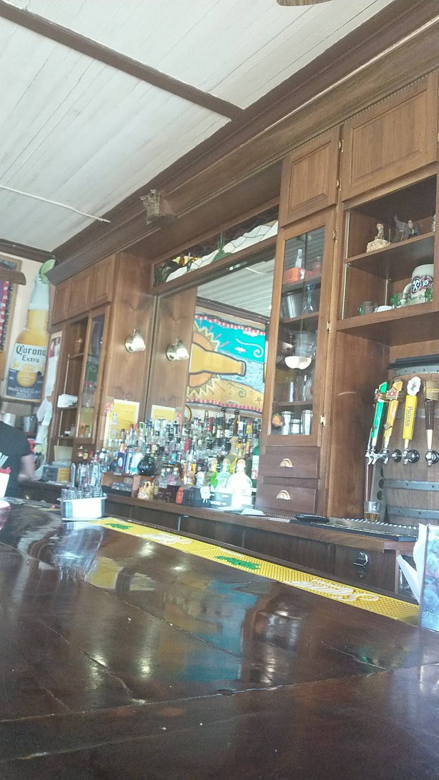 Samanos | restaurant | 3431 E Plankinton Ave, Cudahy, WI 53110, USA | 4144813664 OR +1 414-481-3664